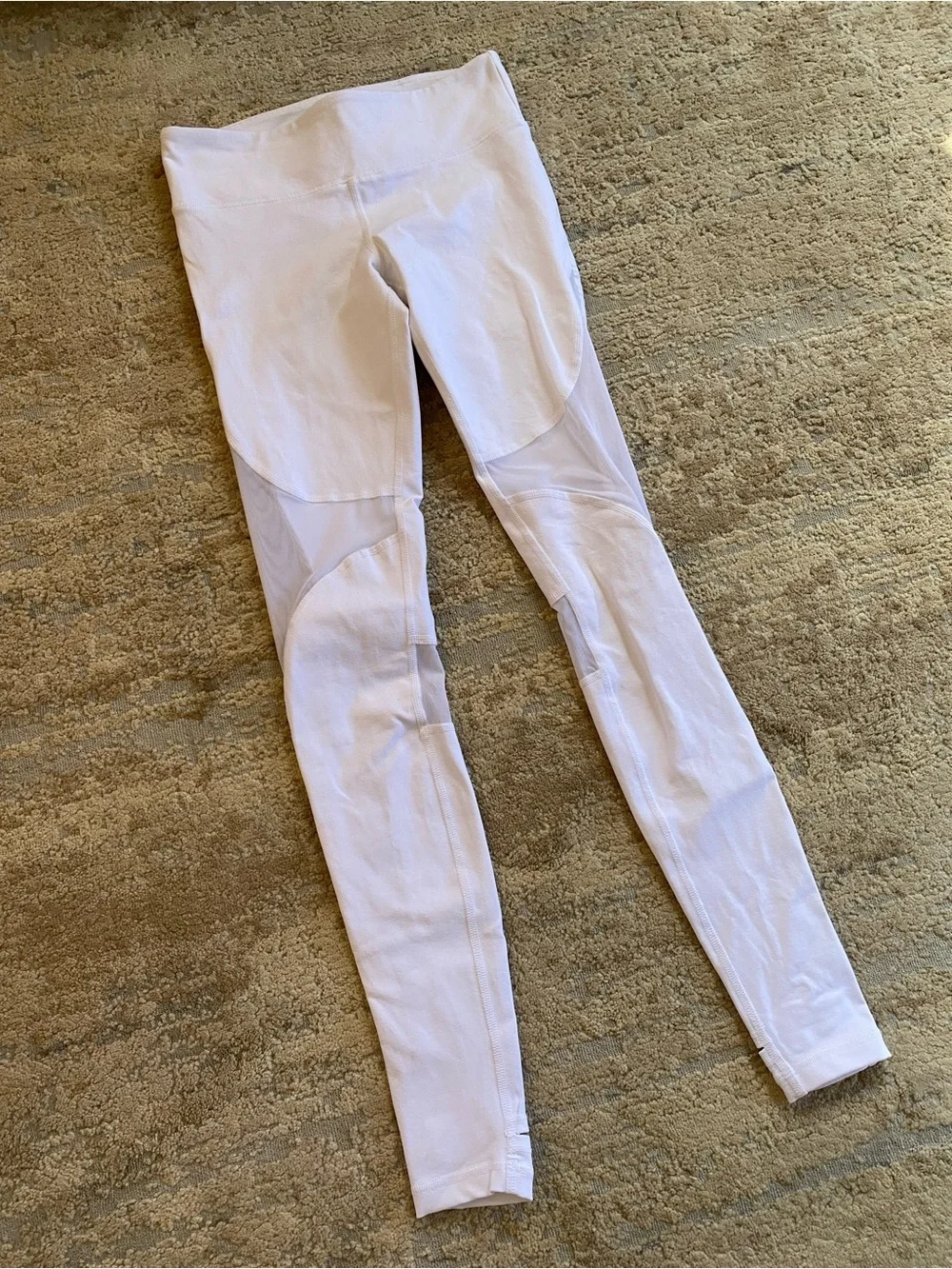 ALO Yoga White Coast Stirrup High-Waist Mesh-Panel Leggings: Small